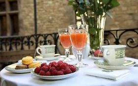 In Sarlat Luxury Rentals, Medieval Center - Maison Fenelon